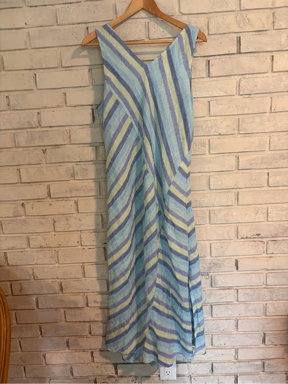 J. Jill linen Striped Sleeveless V-Neck Maxi in Light Blue, Aqua and Pale Lime - Picture 4 of 9